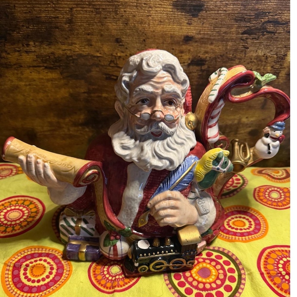 Fitz and Floyd Santa Claus List Ceramic Teapot Christmas Holiday Decor 1994